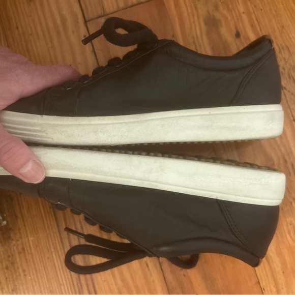 Ecco Black Soft leather Gortex Sneakers, Size 5, Rubber Soles. Worn 1/2 dz times - Picture 12 of 15